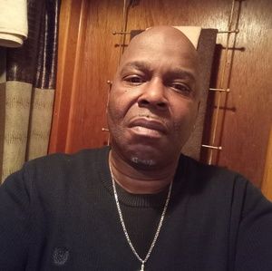 Meet your Posher, Travis